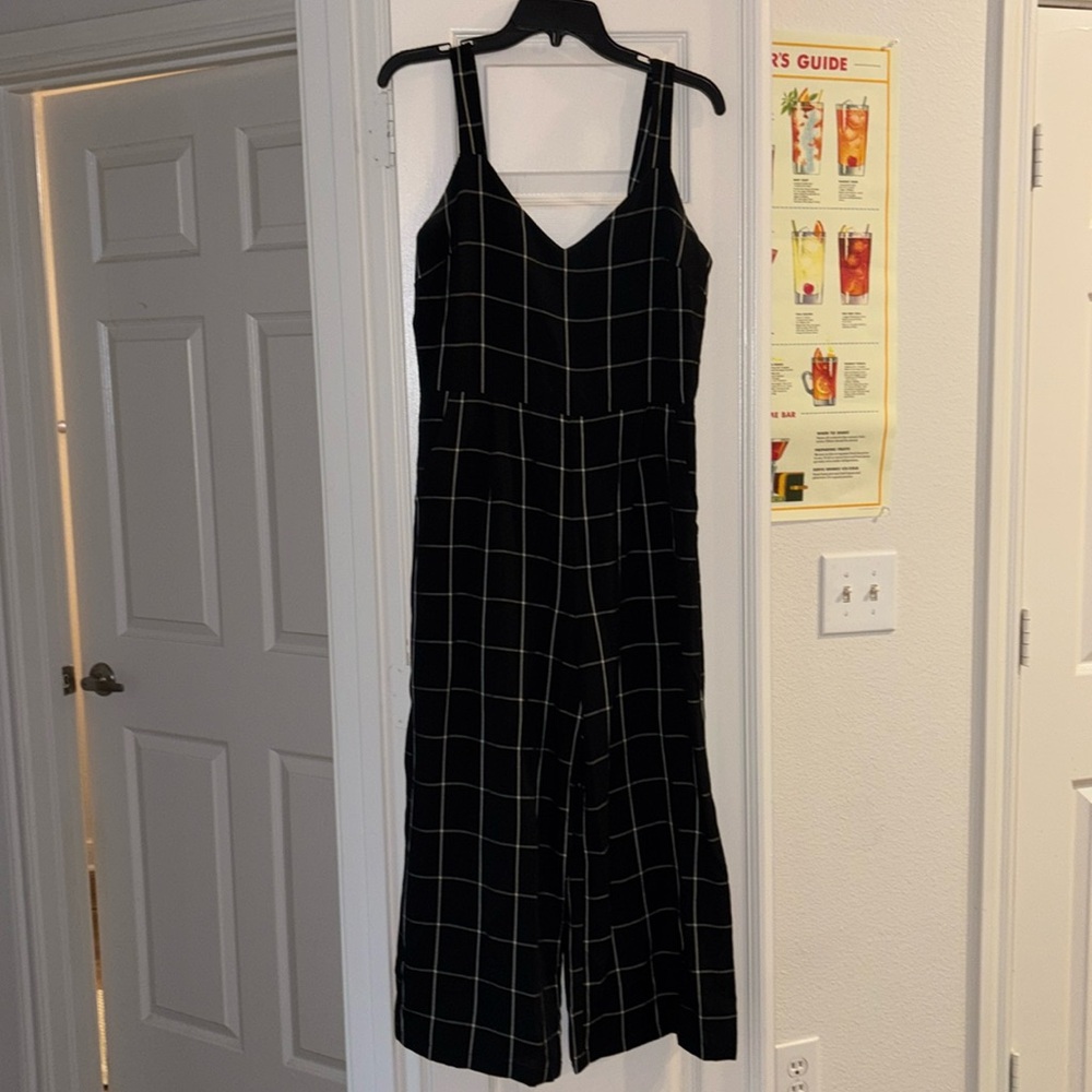 Selling due to size being too big, great condition